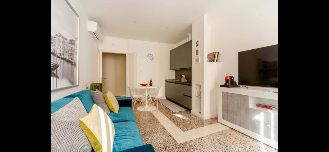 San Marco Luxury Apartments Steps From St Marks Венеция Экстерьер фото