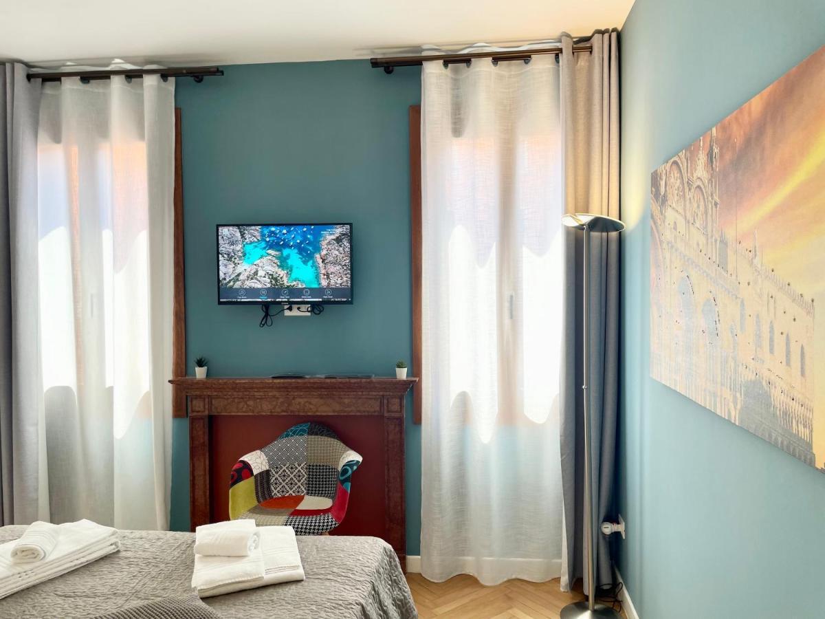 San Marco Luxury Apartments Steps From St Marks Венеция Экстерьер фото